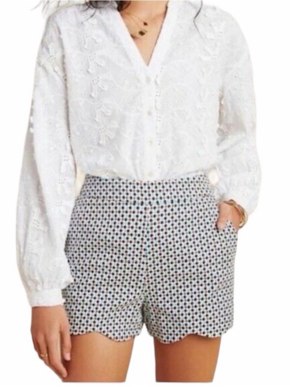 Anthropologie Georgie scalloped  shorts sz 6